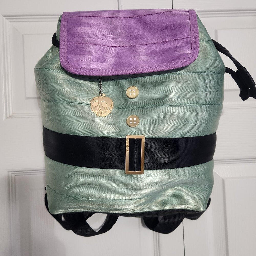 Harveys x Disney Snow White Dopey Backpack - Medium Berkeley
